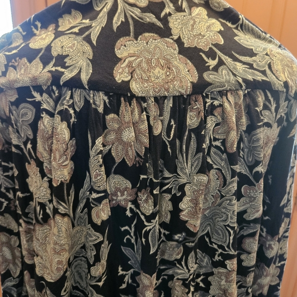 Lucky Brand Women's Blouse - Picture 4 of 11